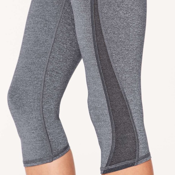 Lululemon Train Times Crop 17” - Picture 4 of 14